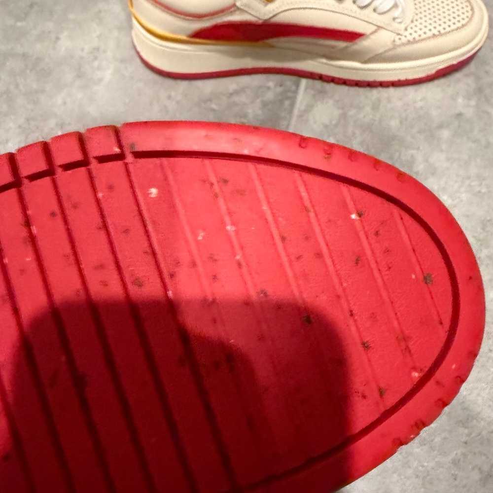 Oncept Preston Sneaker in Retro Red Size 8 - Picture 4 of 8